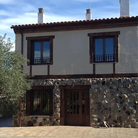 Casa Rural El Olivar de Valdefuentes-3